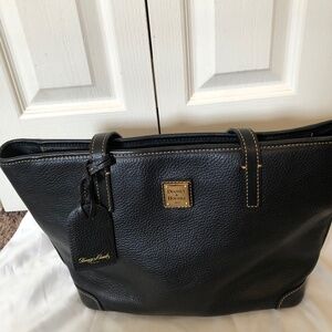 Dooney & Bourke Purse